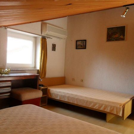 Apartments Simpa Njivice Dış mekan fotoğraf