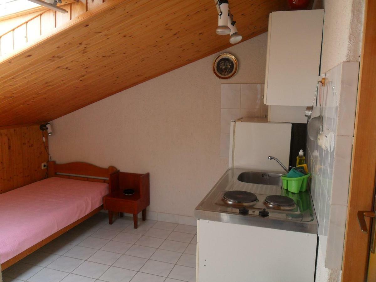 Apartments Simpa Njivice Dış mekan fotoğraf