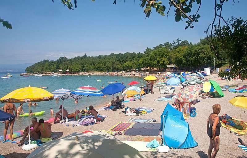 Apartments Simpa Njivice Dış mekan fotoğraf